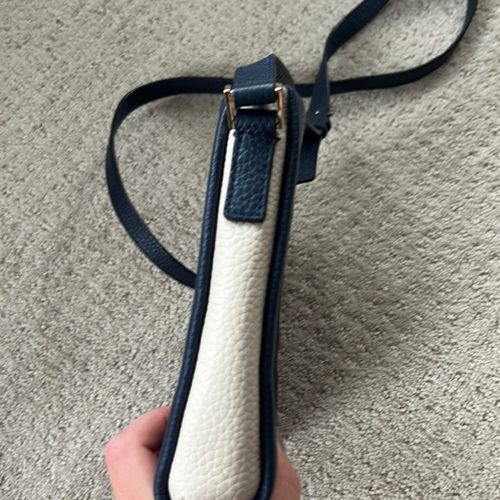 Kate Spade Purse - Picture 7 of 10